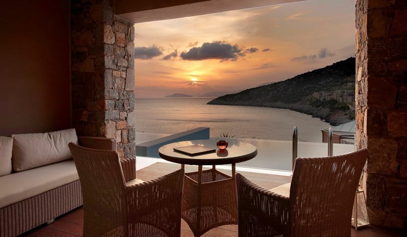 Daios Cove-Deluxe Sea View Room With Individual Pool 2_11186